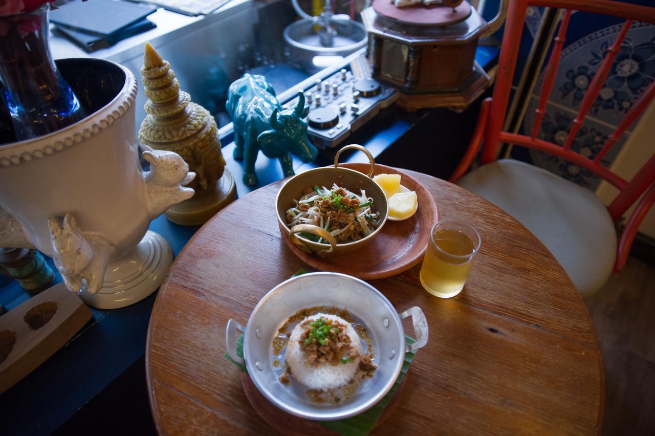 Glad Bangkok Hostel Bar & Restaurant Bagian luar foto